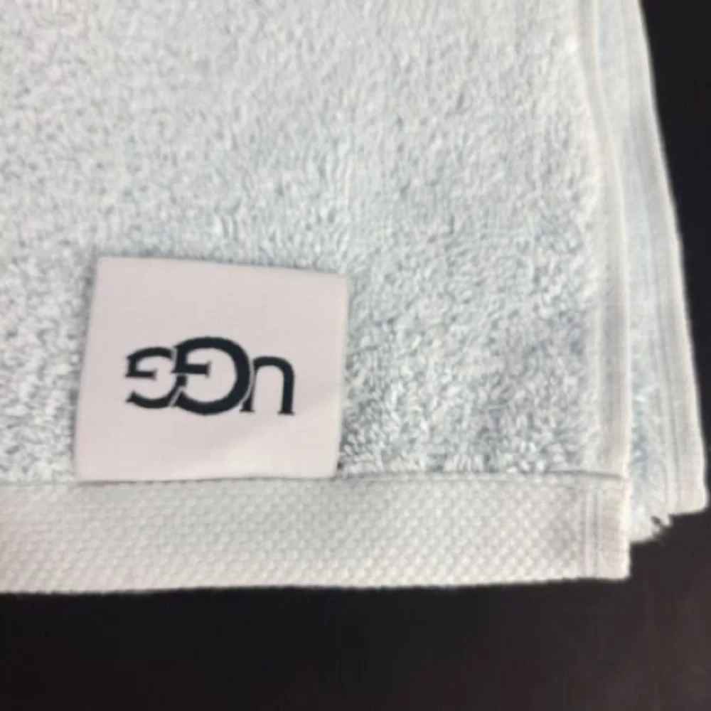 UGG ORGANIC Martis Bath Towel 100% Organic Cotton 30 x 54
